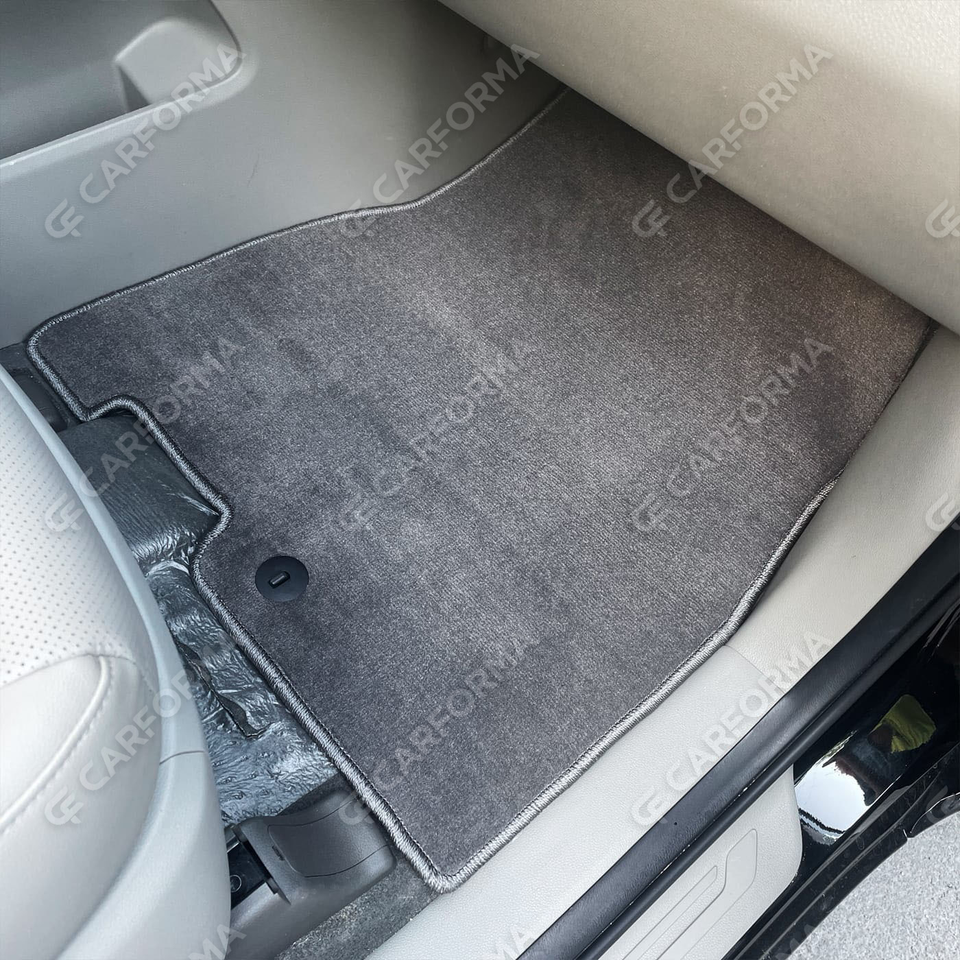 Ворсовые коврики на KIA Carnival III 7 мест 2014&nbsp;-&nbsp;2021 в Якутске