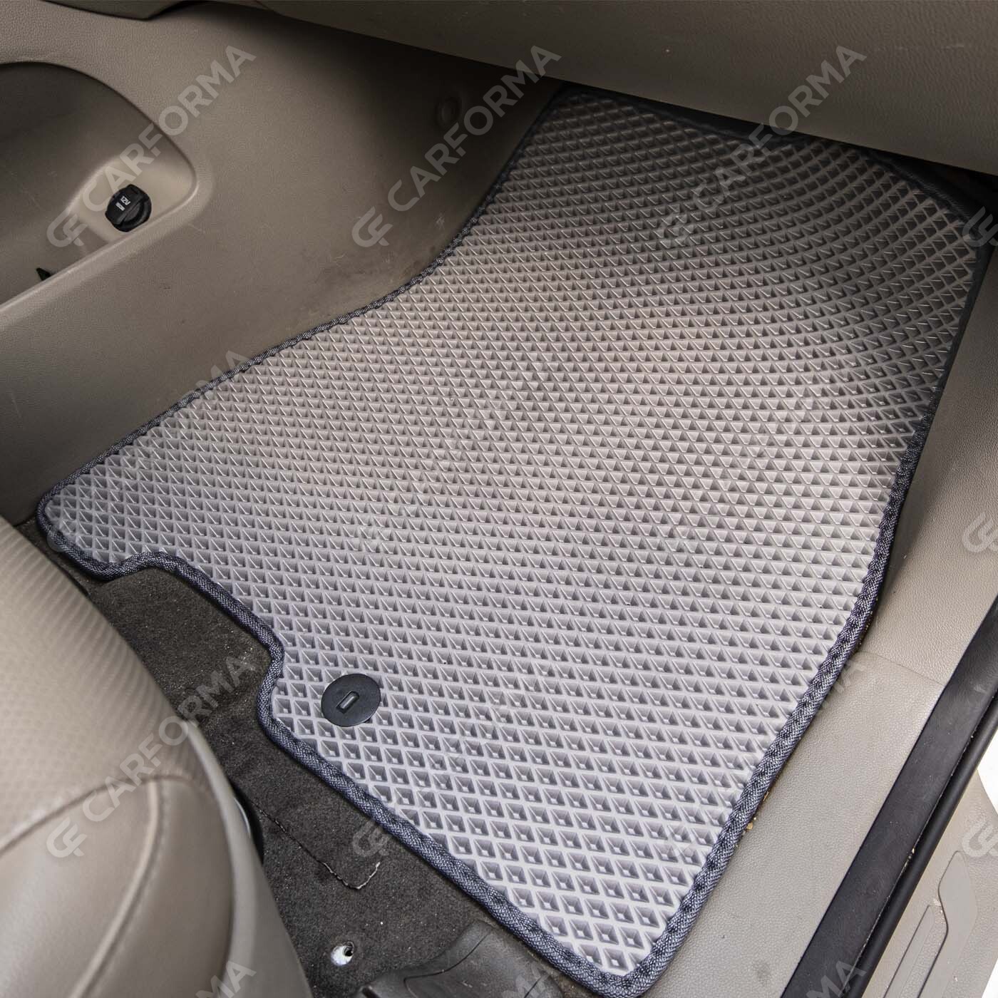 Ворсовые коврики на KIA Carnival III 7 мест 2014&nbsp;-&nbsp;2021 в Якутске