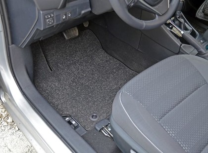 Ворсовые коврики на Toyota Corolla (E18) 2012 - 2019 в Якутске