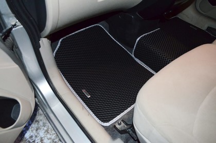 Коврики на Mitsubishi Colt Plus VI 2004 - 2012 в Якутске