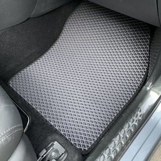 Ворсовые коврики на Toyota C-HR 2016 - 2025 в Якутске