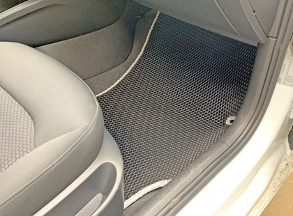 Коврики на Audi A1 (8X) 2010 - 2019 в Якутске