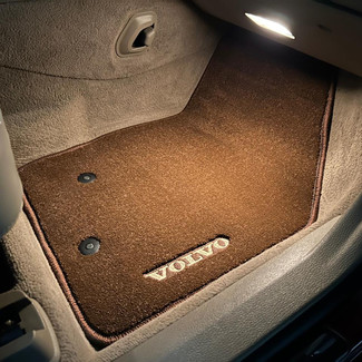 Коврики на Volvo XC90 I 2002 - 2014 в Якутске