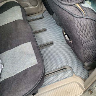 Коврики на Toyota Estima II 2000 - 2005 в Якутске