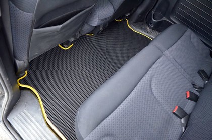 Коврики на Honda Mobilio Spike 2002 - 2008 в Якутске