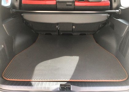 Ворсовые коврики на Toyota Land Cruiser 300 2021 - 2025 в Якутске
