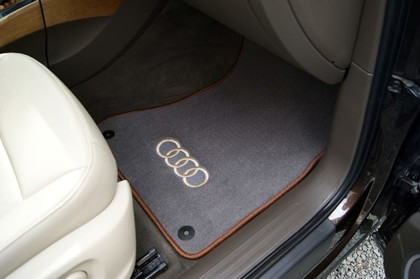 Коврики на Audi Q5 I 2008 - 2017 в Якутске