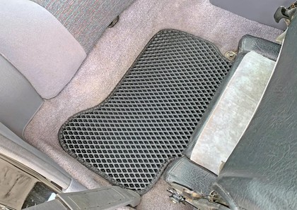 Коврики на Mitsubishi Eclipse II 1994 - 1999 в Якутске