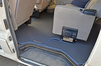 Коврики на Mitsubishi Delica 4 1994 - 2007 в Якутске