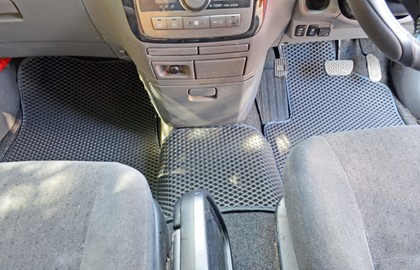 Ворсовые коврики на Toyota Ipsum II 2001 - 2009 в Якутске