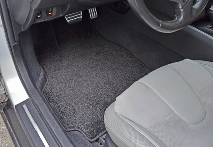 Коврики на Nissan GT-R 2007 - 2025 в Якутске