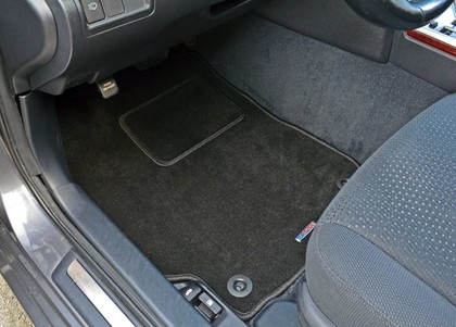 Ворсовые коврики на Toyota Camry (XV50) 2011 - 2018 в Якутске
