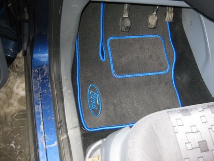Ворсовые коврики на Ford C-Max 2003 - 2010 в Якутске