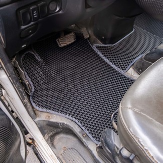 Коврики на Hyundai H1 I 1996 - 2007 в Якутске