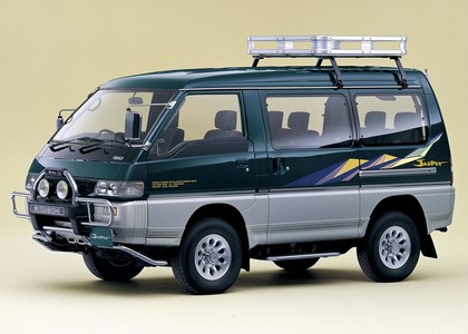 Коврики на Mitsubishi Delica 3 1986 - 1999 в Якутске