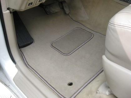 Ворсовые коврики на Lexus LX 470 1997 - 2007 в Якутске