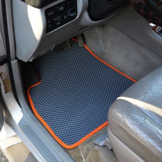 Коврики на Toyota Land Cruiser 100 1998 - 2007 в Якутске
