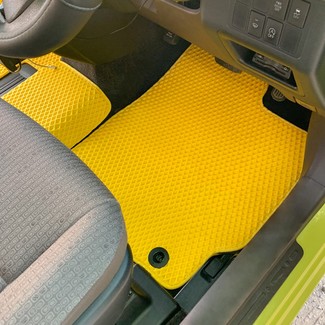 Коврики на Toyota Porte II 2012 - 2020 в Якутске