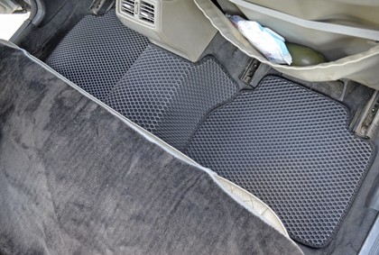 Ворсовые коврики на Mercedes E (W210) 1995 - 2002 в Якутске