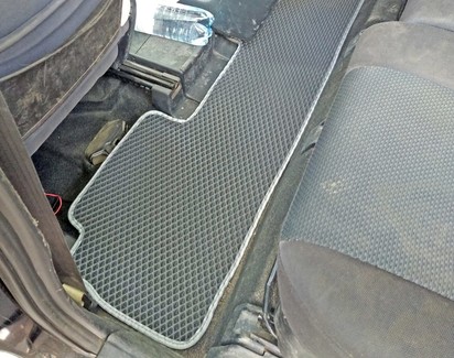 Ворсовые коврики на Toyota Wish I 2003 - 2009 в Якутске