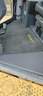 Ворсовые коврики на Спецтехника Бульдозер Shantui DH24B3 XL  в Якутске