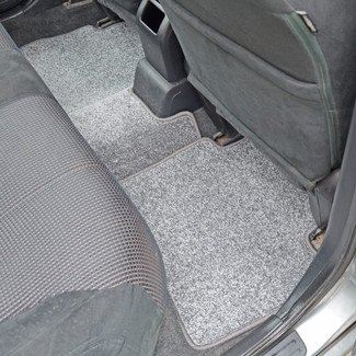 Коврики на Nissan Tiida (C11) 2004 - 2014 в Якутске