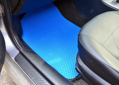 Коврики на Mazda Atenza 2002 - 2007 в Якутске