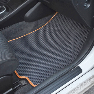 Коврики на Nissan Tiida (C11) 2004 - 2014 в Якутске