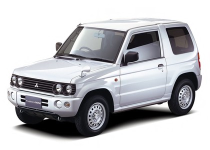 Коврики на Mitsubishi Pajero Mini II 1998 - 2012 в Якутске