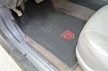 Коврики на Dodge Intrepid II 1997 - 2004 в Якутске