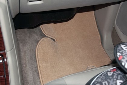 Коврики на Cadillac Escalade II 2002 - 2007 в Якутске