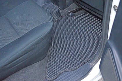 Коврики на Toyota Hilux VII 2008 - 2015 в Якутске