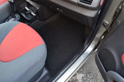 Ворсовые коврики на Nissan Micra (K12) 2003 - 2010 в Якутске