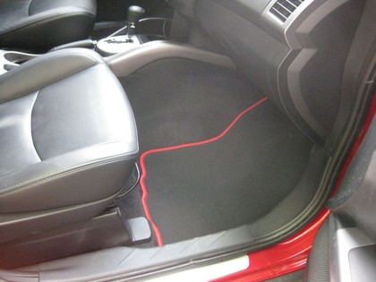 Коврики на Mitsubishi Outlander XL 2005 - 2013 в Якутске