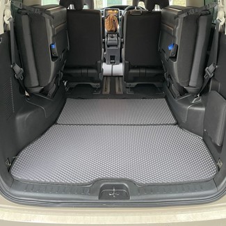 Коврики на Nissan Serena (C26) 2010 - 2016 в Якутске