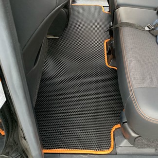 Коврики на Toyota Sienta II 2015 - 2022 в Якутске