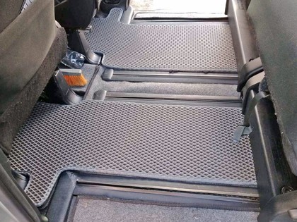 Коврики на Toyota Noah (R80) 2014 - 2021 в Якутске