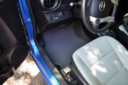 EVA коврики на Toyota Prius C 2011 - 2021 в Якутске