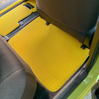 Коврики на Toyota Porte II 2012 - 2020 в Якутске