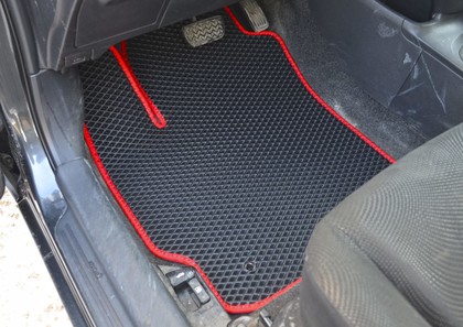 EVA коврики на Toyota Yaris II 2005 - 2011 в Якутске