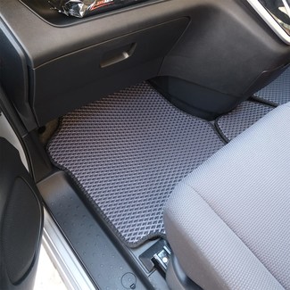 Коврики на Nissan Serena (C27) 2016 - 2022 в Якутске