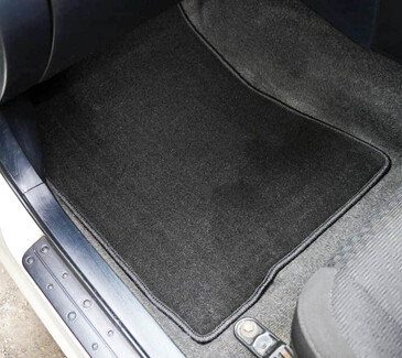 Коврики на Toyota Altezza 1998&nbsp;-&nbsp;2005 в Якутске