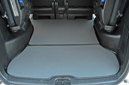 Коврики на Nissan Serena (C26) 2010 - 2016 в Якутске