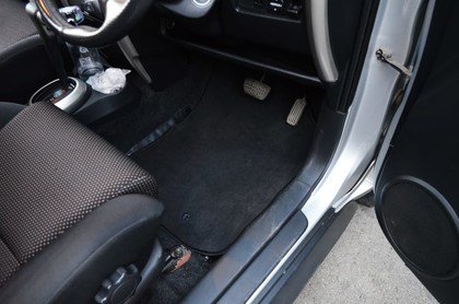 Ворсовые коврики на Toyota Ist I 2002 - 2007 в Якутске