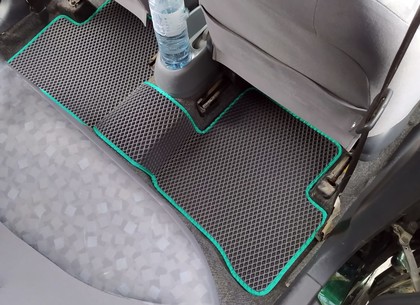 Коврики на Toyota Echo 1999 - 2006 в Якутске