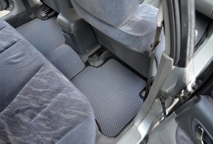 Коврики на Mitsubishi Galant VIII 1996 - 2005 в Якутске