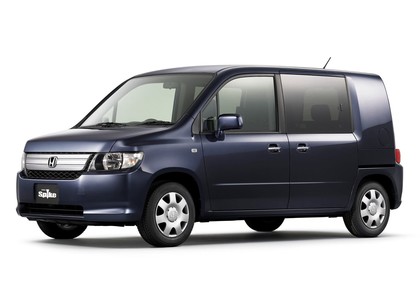 Коврики на Honda Mobilio Spike 2002 - 2008 в Якутске