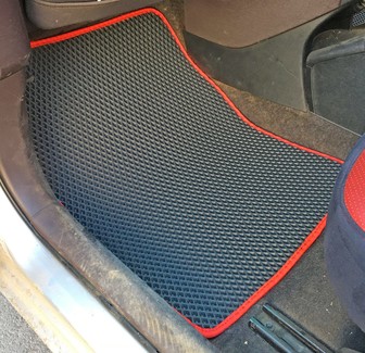 Ворсовые коврики на Toyota iQ 2008 - 2016 в Якутске