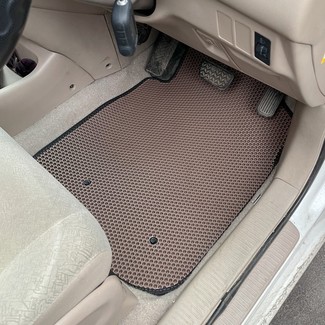 Ворсовые коврики на Toyota Nadia 1998 - 2003 в Якутске