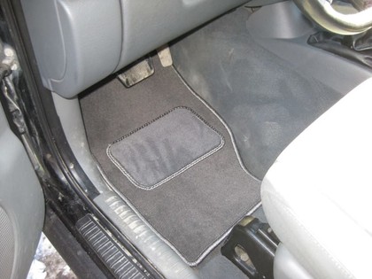 Коврики на Jeep Cherokee (KJ) 2001 - 2007 в Якутске